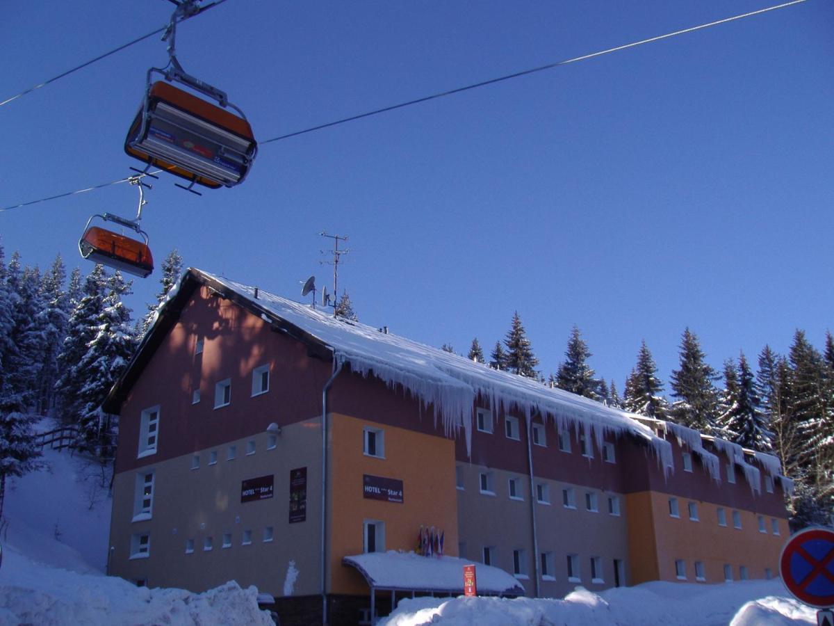 Hotel Pod Vlekem Лоучна-под-Кліновцем Екстер'єр фото